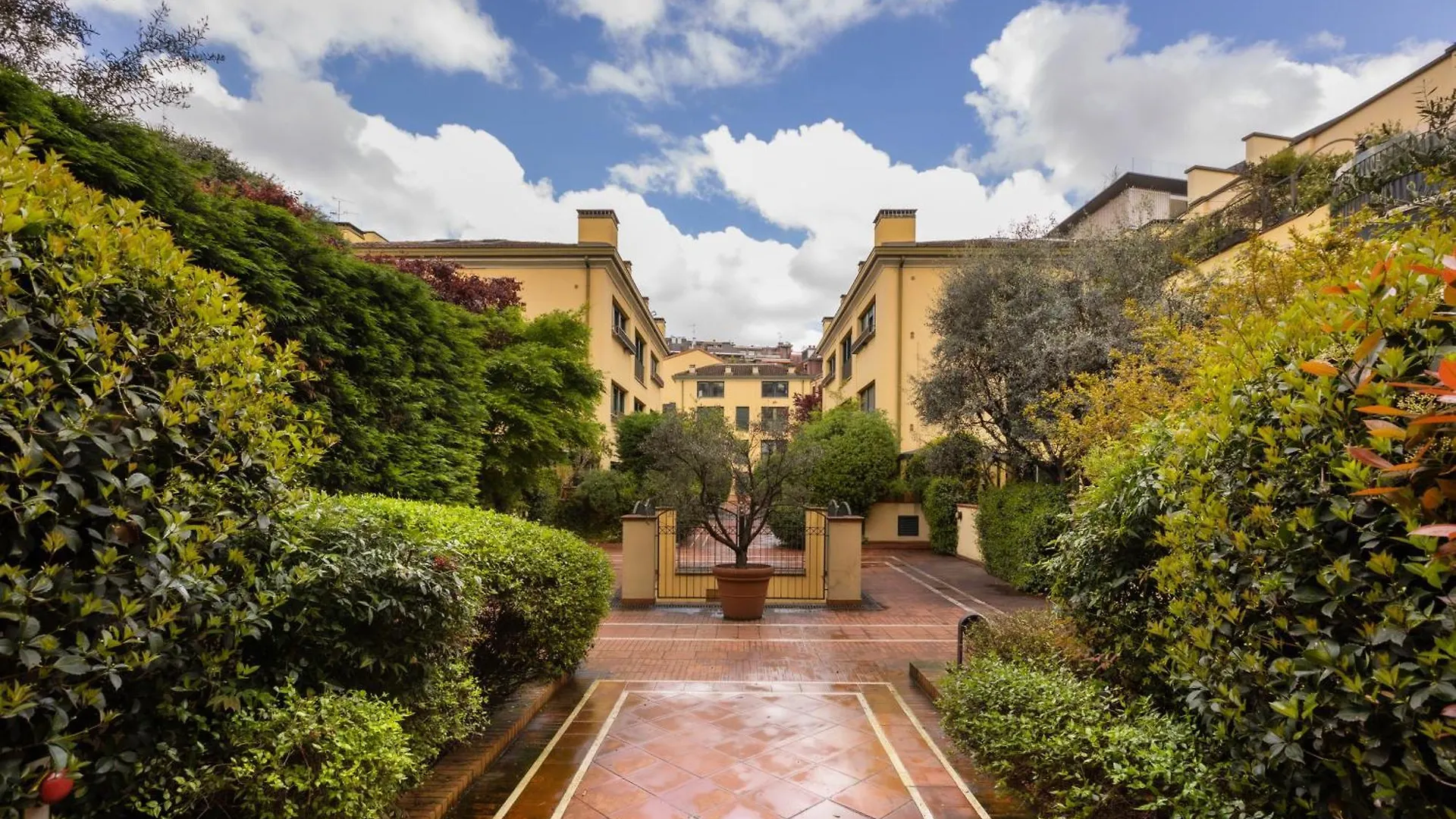 Bright One Bedroom Apartment Porta Venezia - Mirable Pm ميلان